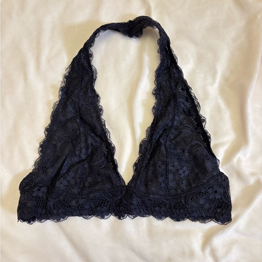 Elegant Black Lace Bandeau